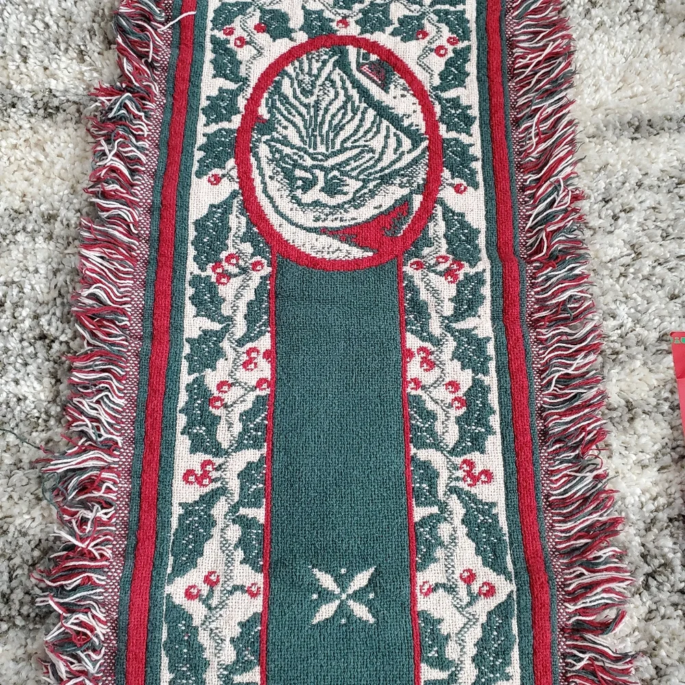 Vtg Triple Woven Cotton Santa Table Runner EUC